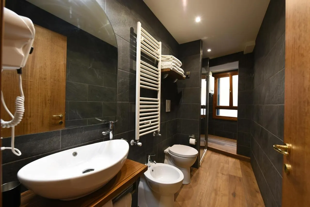 Mercerie E Capitello Apartments Венеция 0*,  Италия