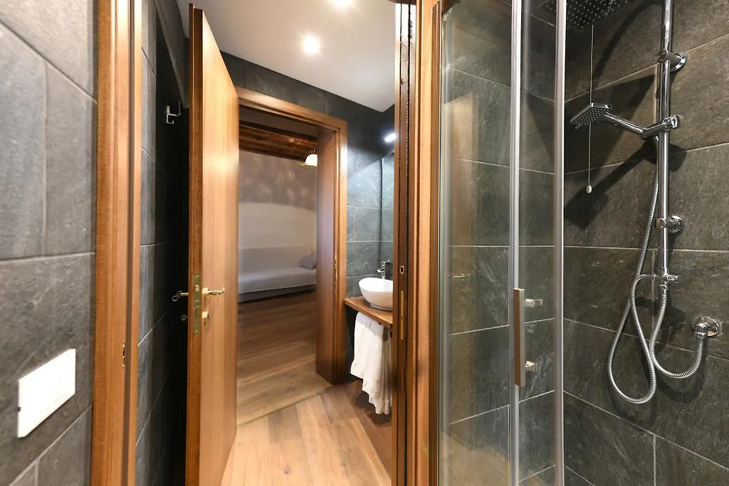 Mercerie E Capitello Apartments Венеция