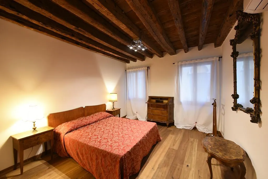 Mercerie E Capitello Apartments